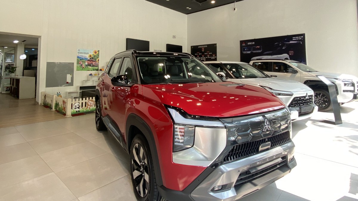 Mitsubishi Destinator tại Mitsubishi Vinh